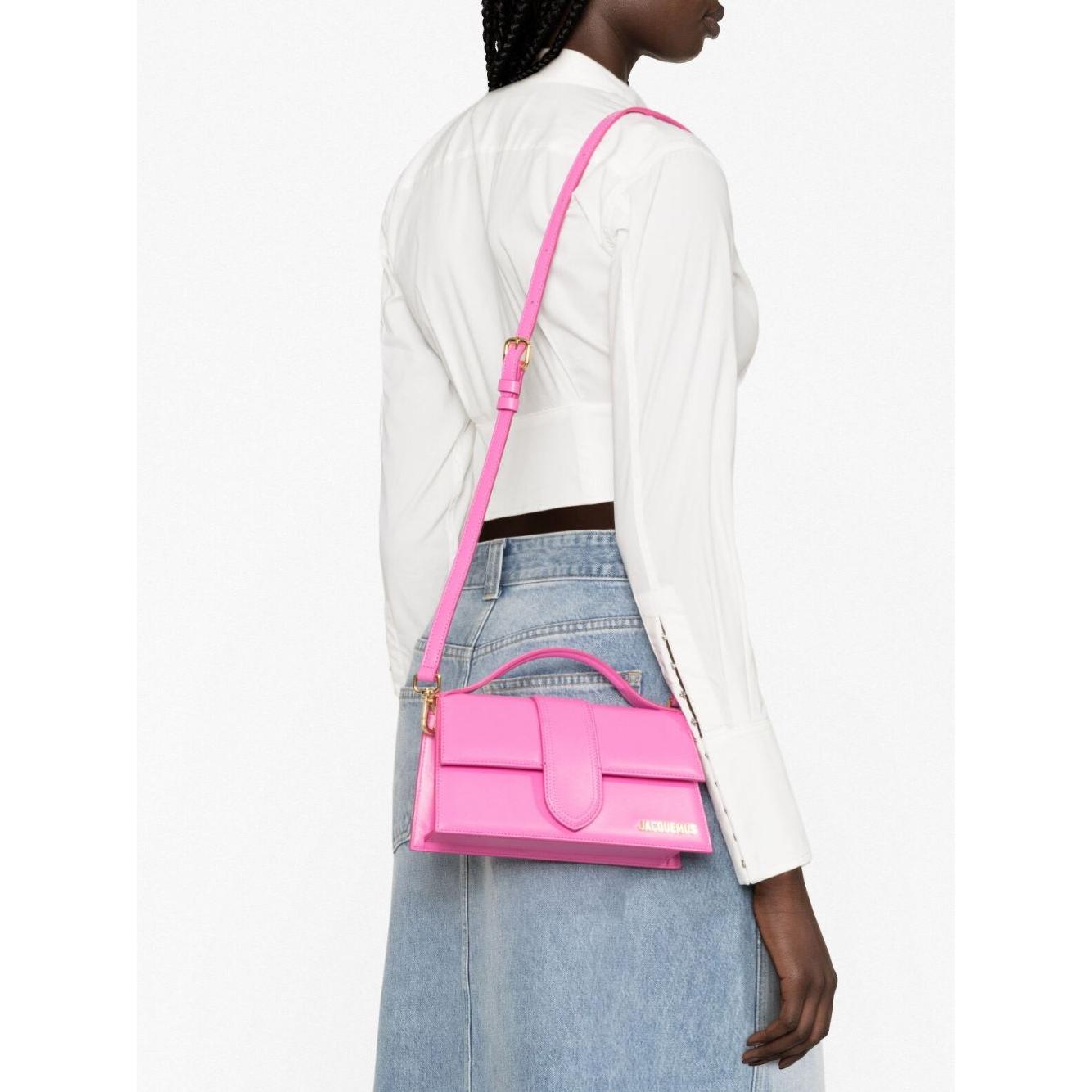 JACQUEMUS Le Grand Bambino Tote Bag in Fuchsia Handbag JACQUEMUS White Smoke