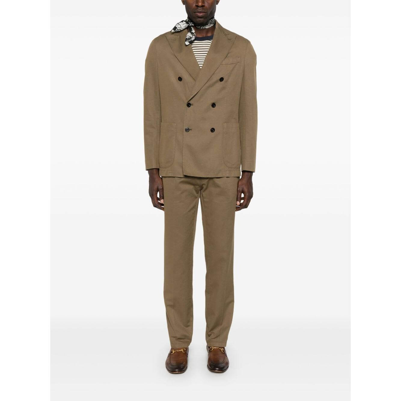 Golden brown double-breasted Boglioli suit with concealed buttons, welt chest pocket, and patch pockets in size 48 IT.