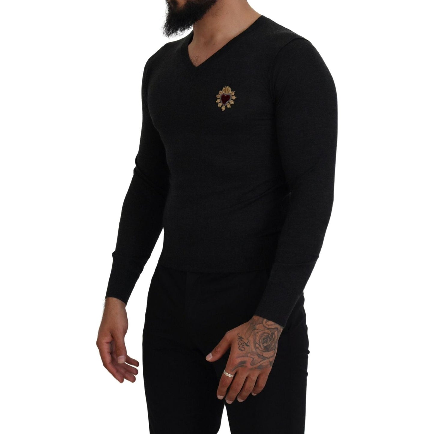 Dolce & Gabbana V-Neck Cashmere Sweater with Heart Embroidery Dolce & Gabbana Black
