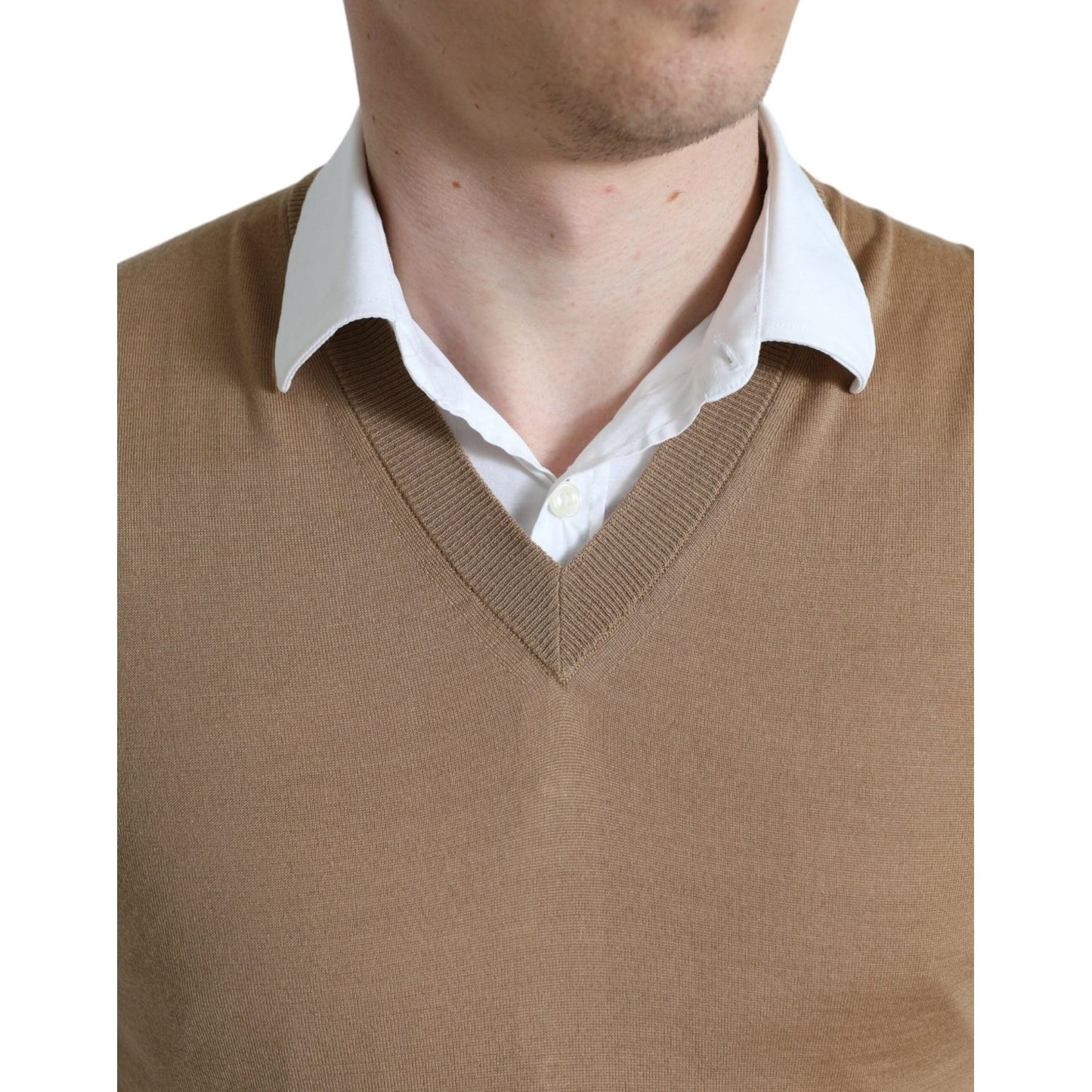 Dolce & Gabbana Elegant Sleeveless V-Neck Wool Sweater Dolce & Gabbana Dim Gray