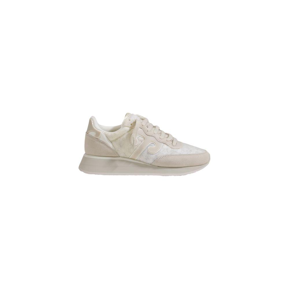 Wushu Cream Wool Sneaker, women's stylish and breathable shoes, made of wool, suede, and polyurethane, side view on white background.