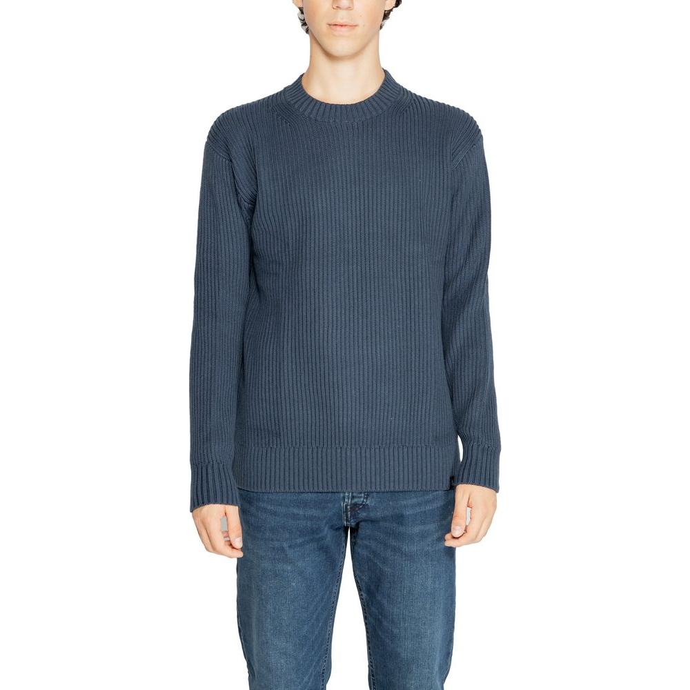 Men's black organic cotton sweater, Calvin Klein Jeans, ribbed knitwear, Fall/Winter collection, casual style.