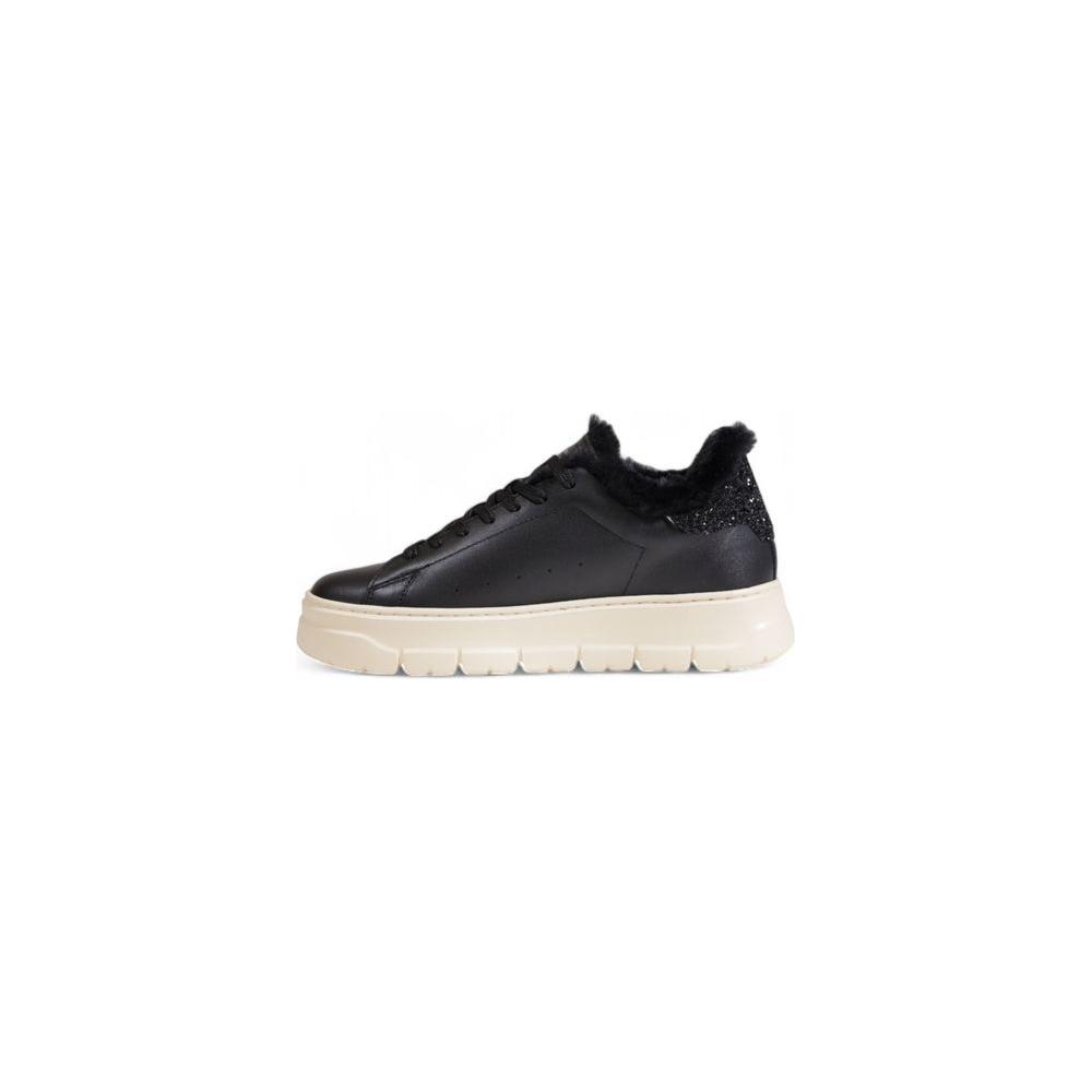 Crime London women's black leather sneaker, fall/winter collection, features 91% leather and 9% textile, stylish and comfortable.