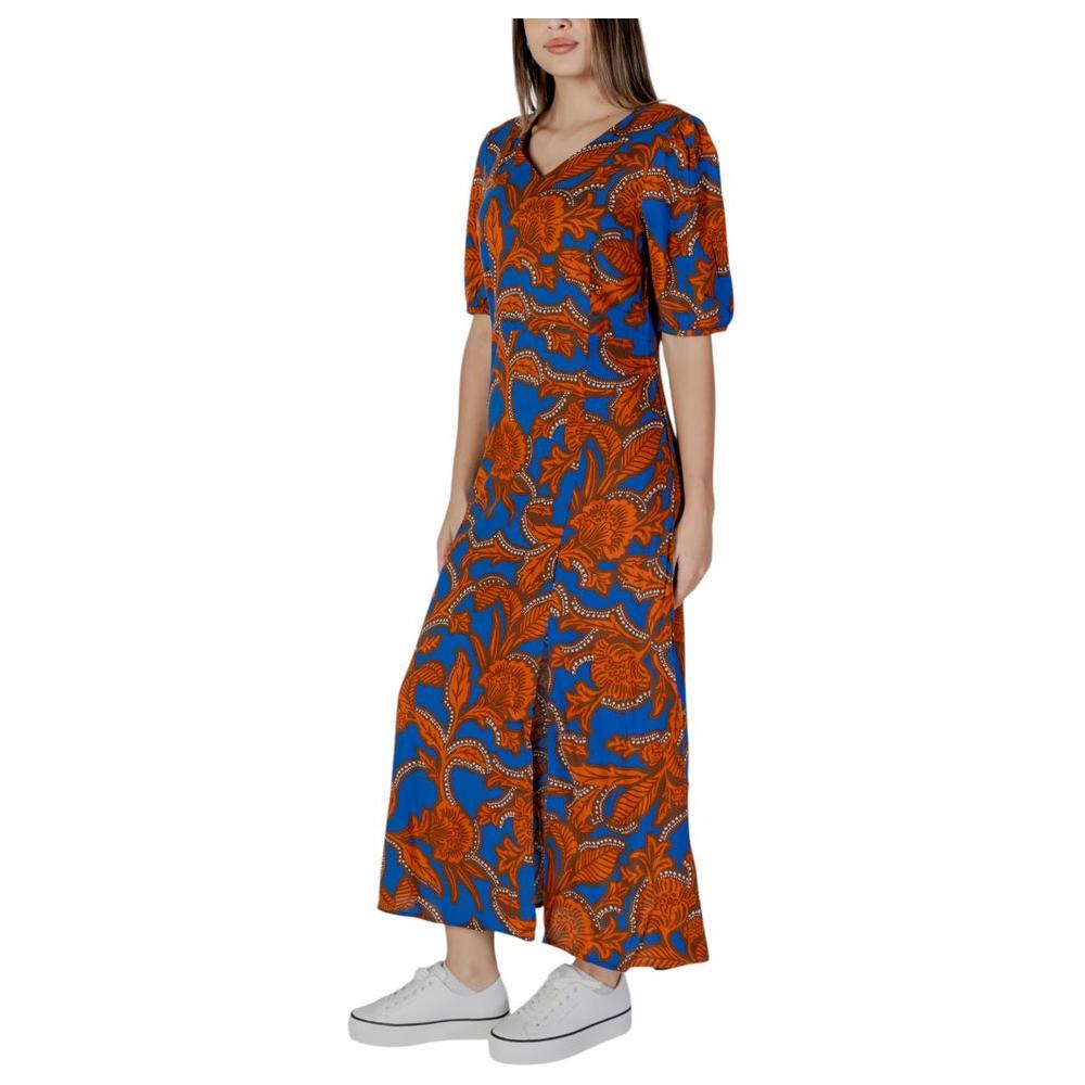 B.Young blue viscose dress with orange floral pattern, perfect for women's spring/summer fashion, 100% viscose material, side view.