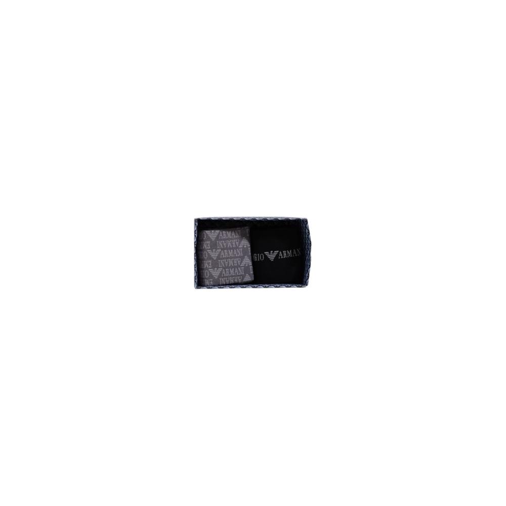 Emporio Armani Underwear black cotton socks in box, elegant design for men, 73% cotton, ensuring comfort and breathability.