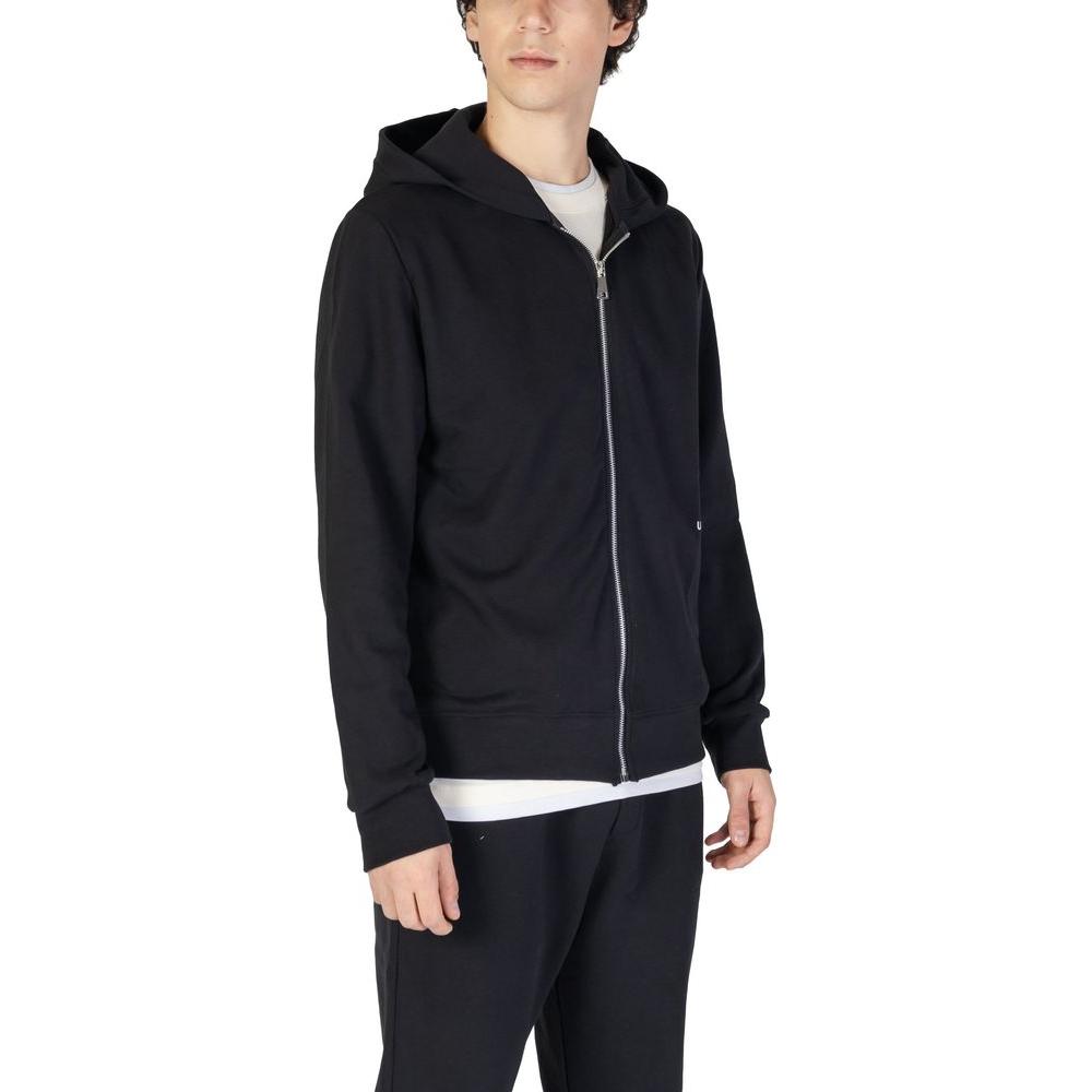 Underclub black cotton sweater for men, fall/winter collection, 100% cotton, modeled.