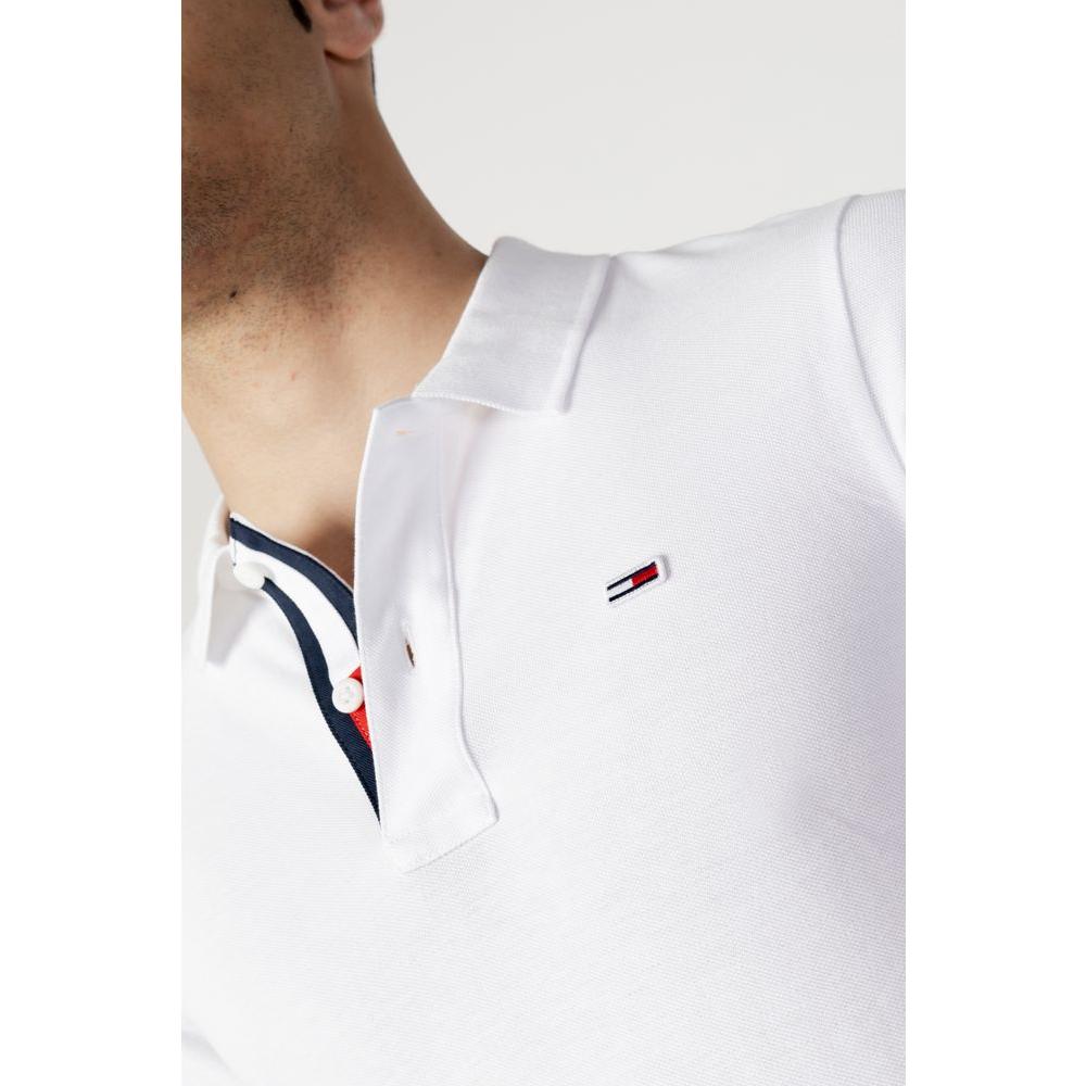 Men's white cotton polo shirt from Tommy Hilfiger, fall/winter collection, featuring embroidered logo.