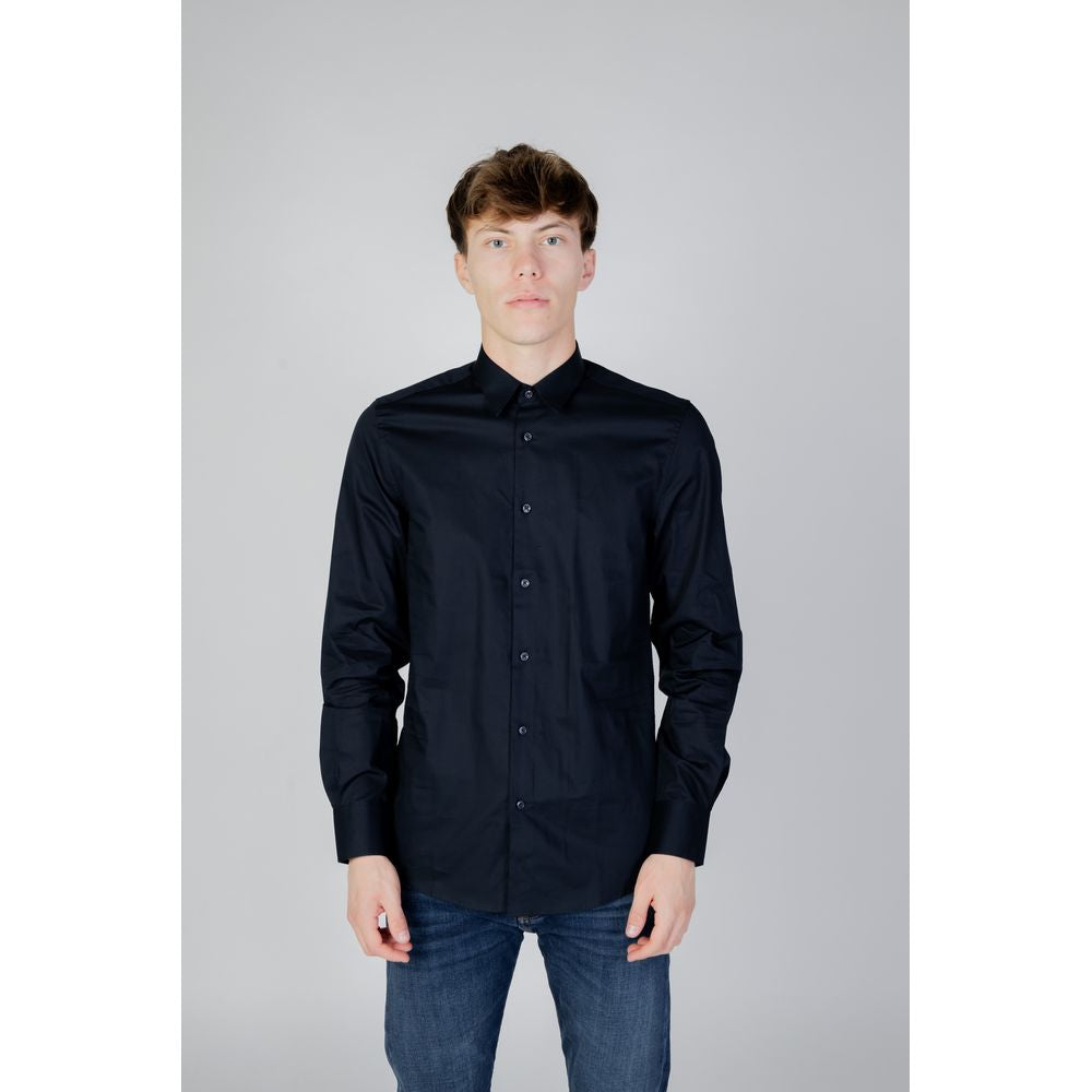 Antony Morato men's long sleeve blue cotton shirt, autumn/winter collection, styled with jeans