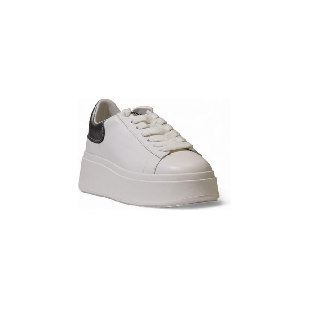ASH women's bicolor leather sneaker for fall/winter collection, featuring 80% leather and 20% fabric, stylish and trendy footwear.