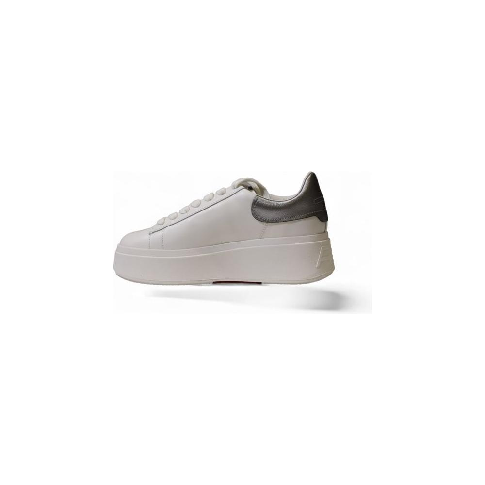 Women's ASH Bicolor Leather Sneaker, perfect for fall/winter. Made from 80% leather and 20% fabric, side view.