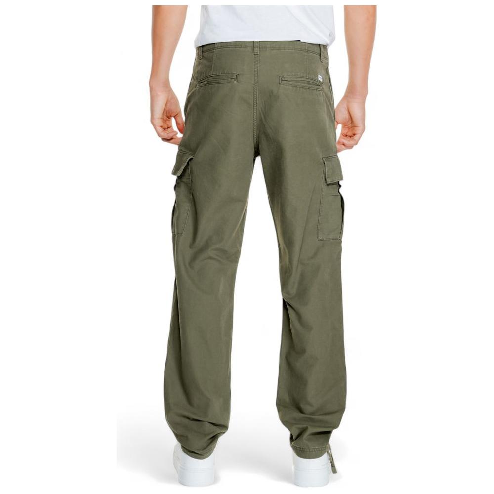 Back view of Jack Jones men's green cotton jeans from the Fall/Winter collection featuring cargo pockets.