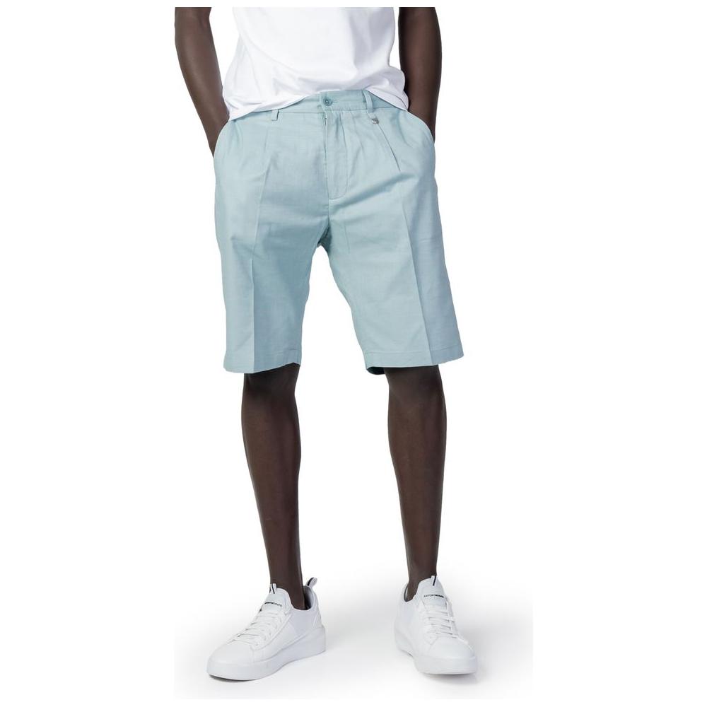 Men's green cotton shorts by Antony Morato, spring/summer collection, featuring a comfortable fit with 98% cotton and 2% elastane.