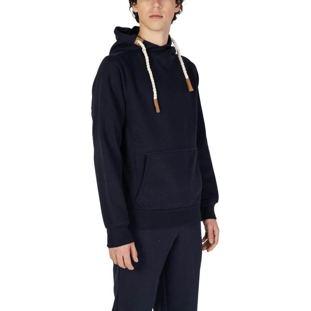 Hydra Clothing men's blue cotton sweater, fall/winter collection, featuring 60% cotton and 40% polyester blend, stylish for chilly days.