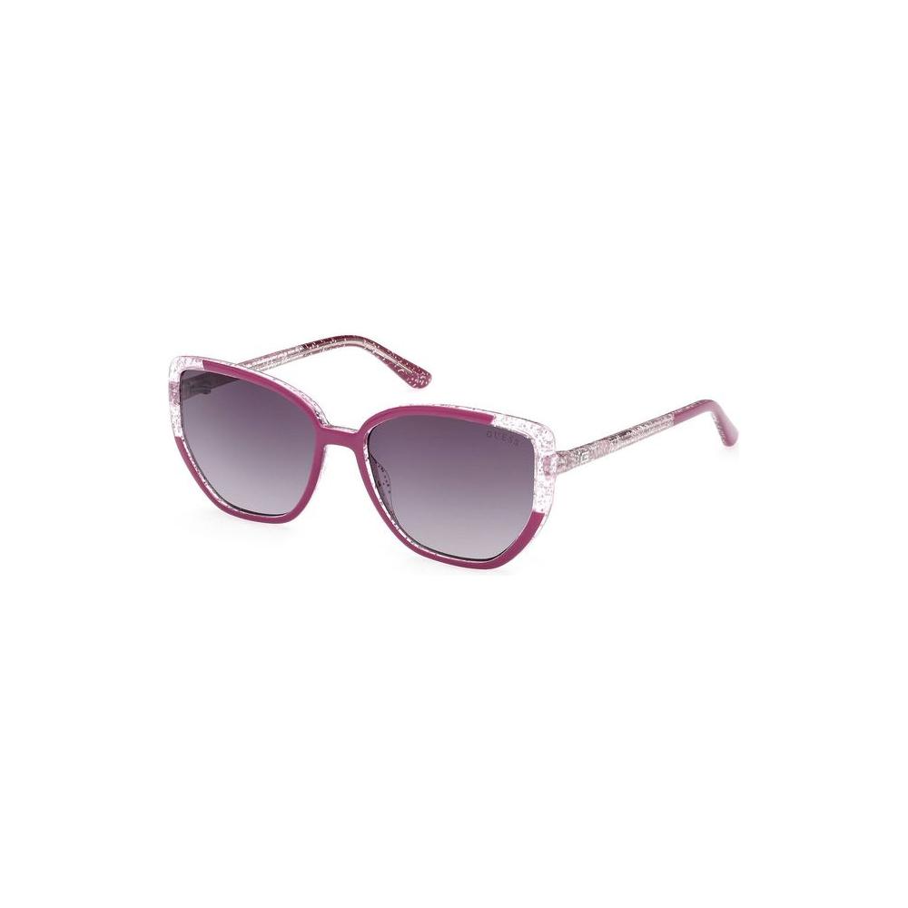Guess Jeans purple sunglasses with square smoked lens, chic injected frame, and contrasting details.