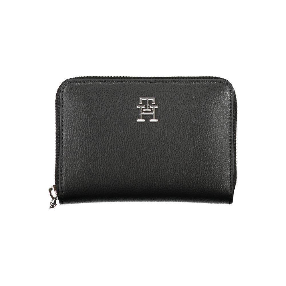 Tommy Hilfiger Elegant Black Zip Wallet with Multiple Compartments TO-27159