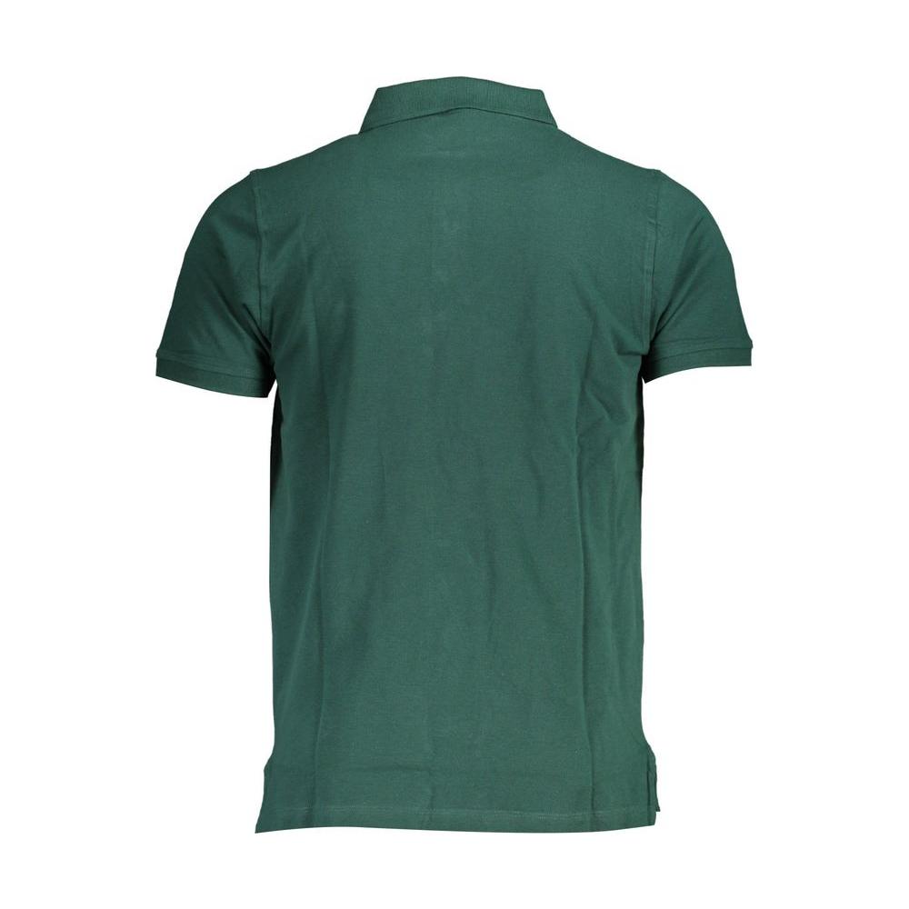 Green cotton men's polo shirt, Norway 1963, featuring short sleeves and classic design, showcasing the back view of refined elegance.