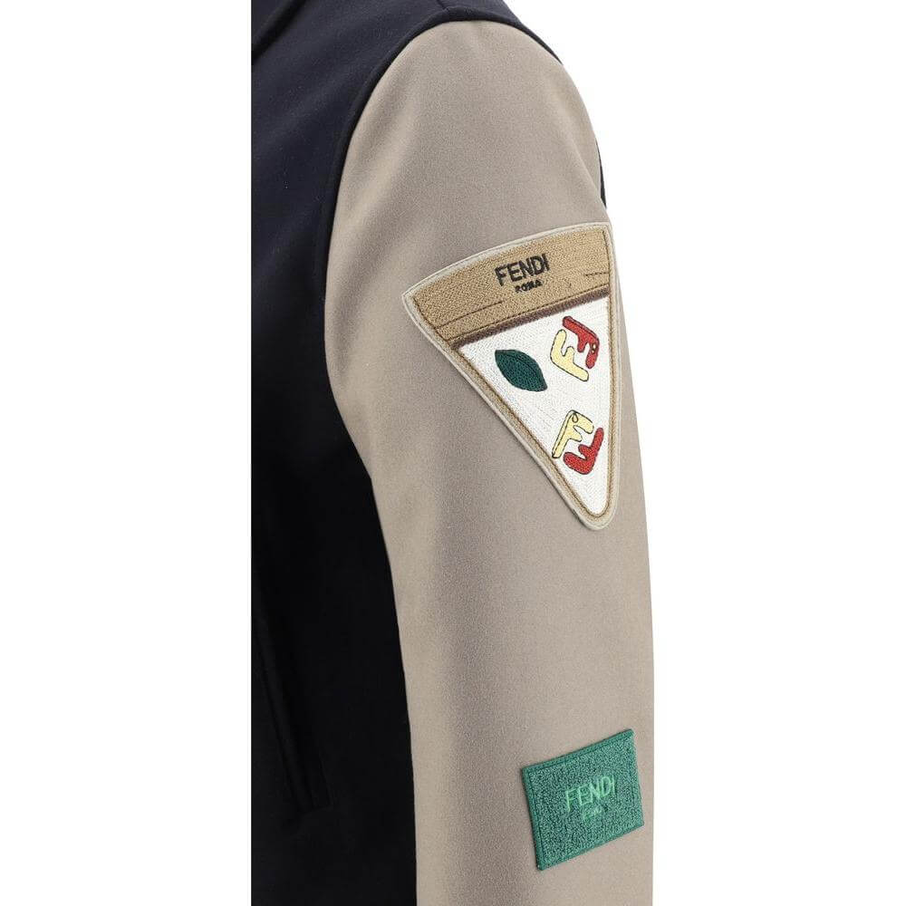 Front view with bag zipped and handles upright.