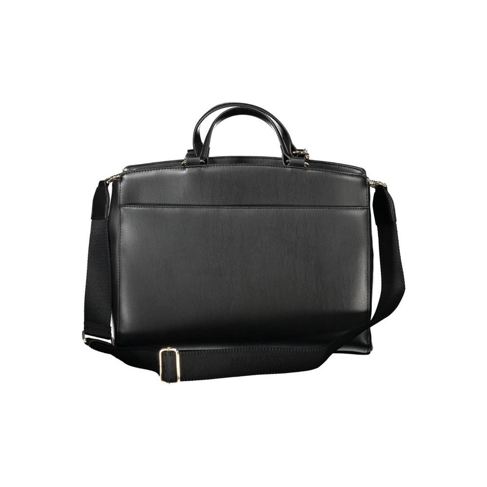 Front view with bag zipped and handles upright.