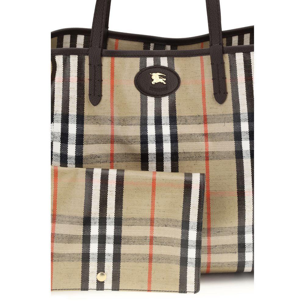 Burberry Medium Highlands Tote Bag BU8112222B9368BB
