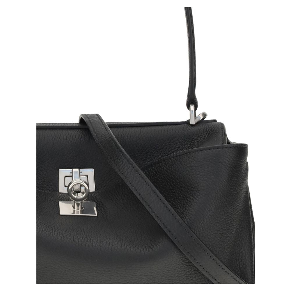 Front view with bag zipped and handles upright.